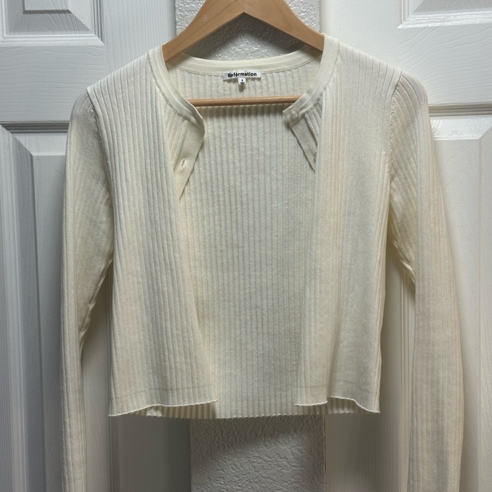 NWOT Reformation Cream Ribbed Cardigan
